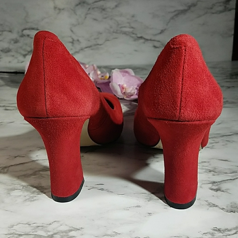 BCBGeneration Red Spool Heels - Picture 4 of 6